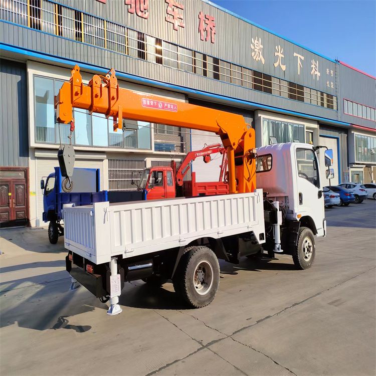曲水县三轮随车吊定制 农用改装机自备吊中瑞长期出售
